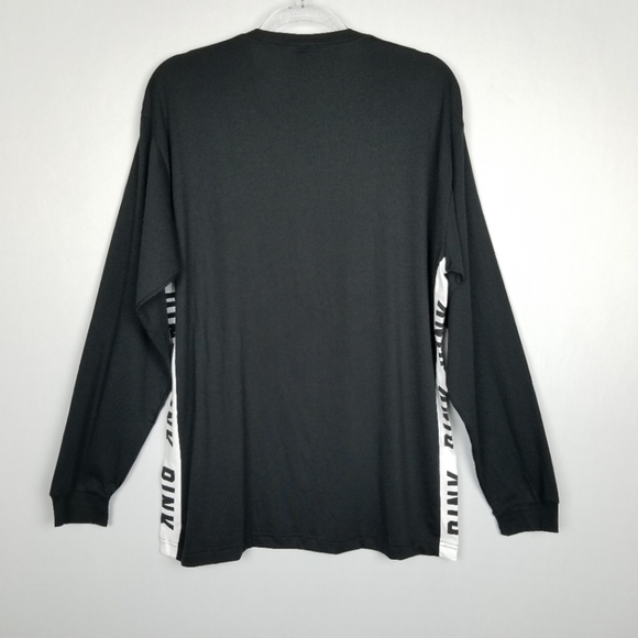 🎀FIRM PRICE🎀 PINK Campus Long Sleeve Tee - Picture 2 of 7